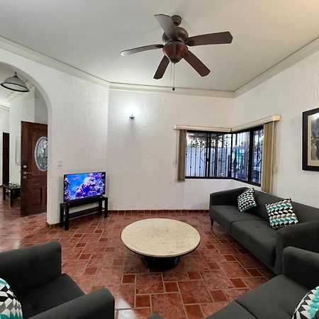 Casa Sonora Cheerful 3Br Home Close To Dtwn With Small Pool Ла Пас Екстериор снимка