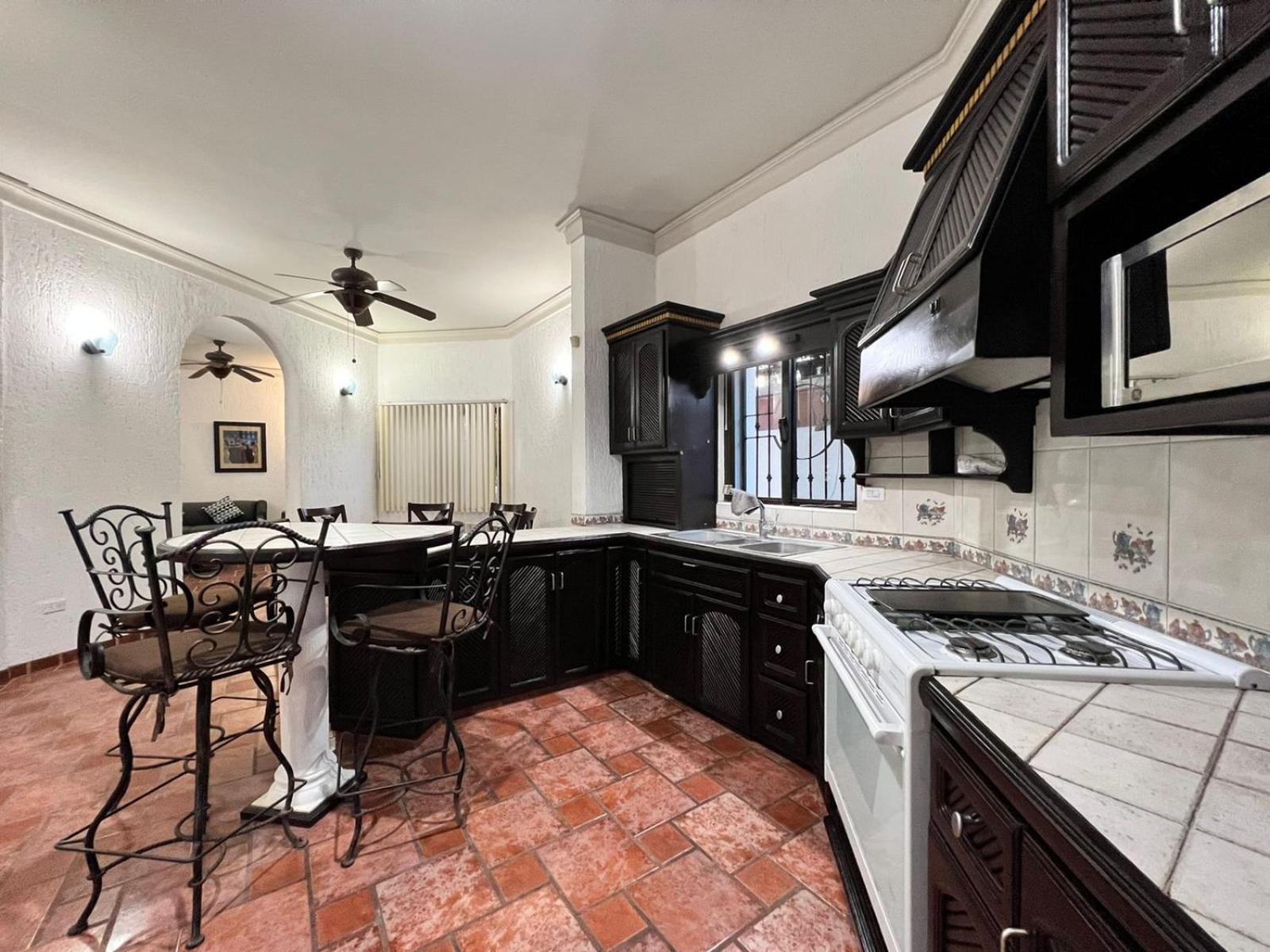 Casa Sonora Cheerful 3Br Home Close To Dtwn With Small Pool Ла Пас Екстериор снимка