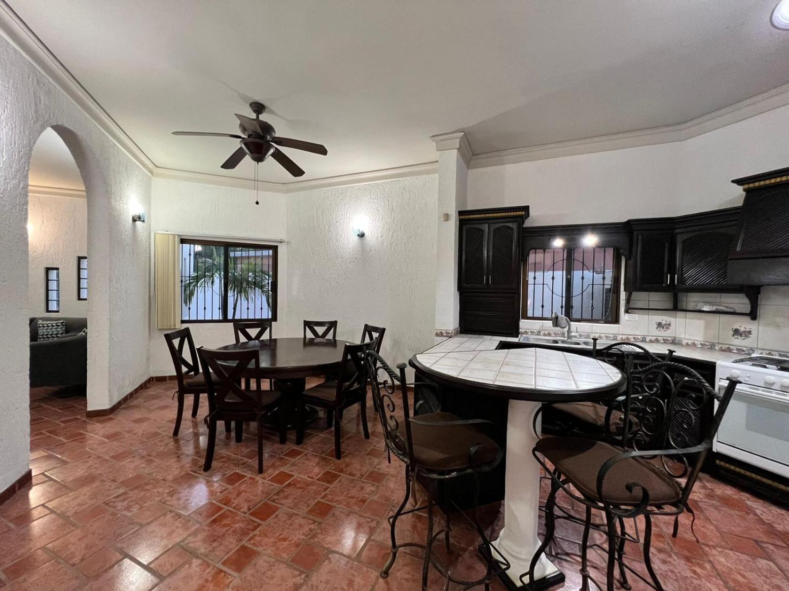 Casa Sonora Cheerful 3Br Home Close To Dtwn With Small Pool Ла Пас Екстериор снимка